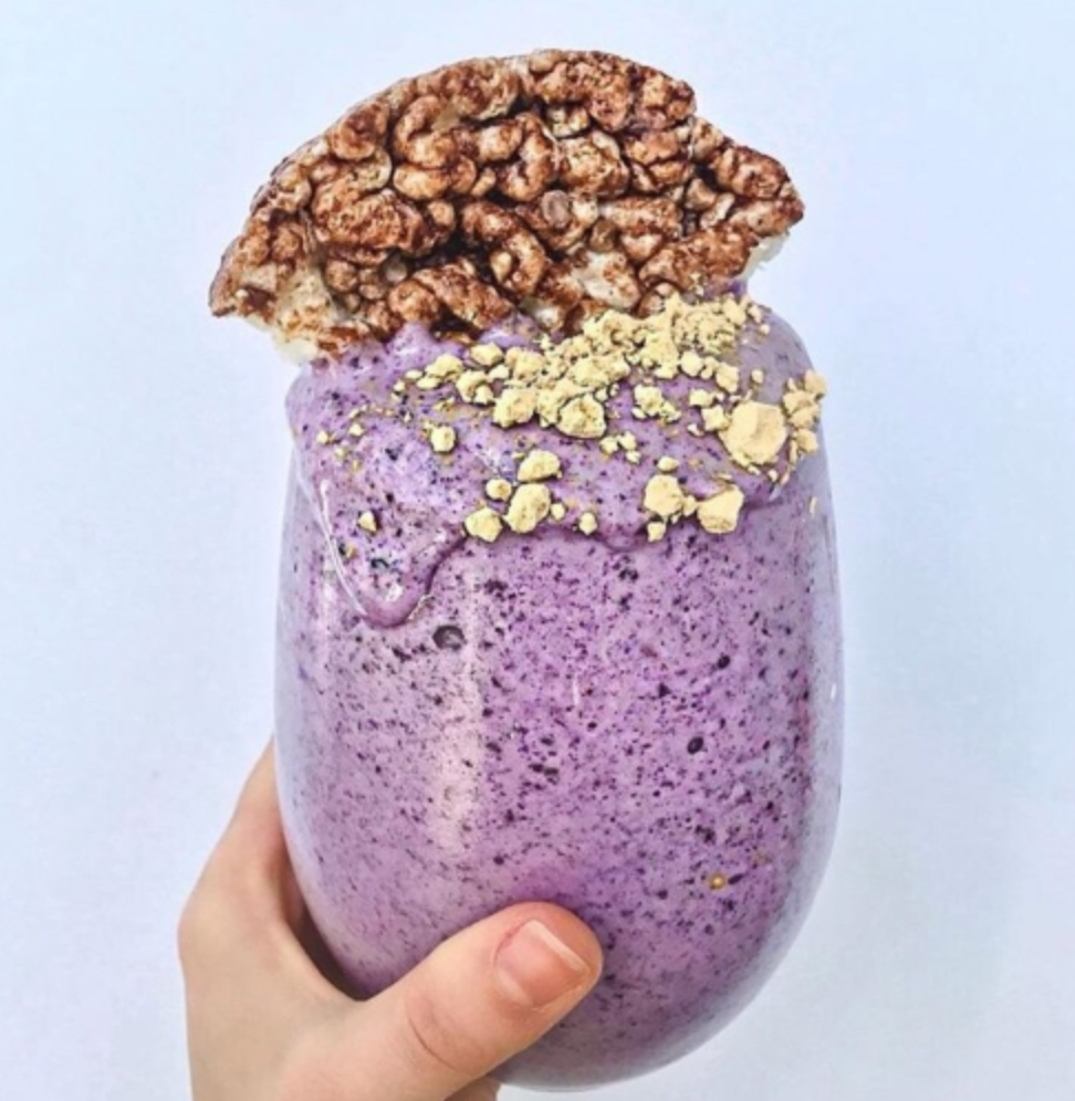 PB&J Protein Shake with Chocolate Rice Cakes iheartmacros